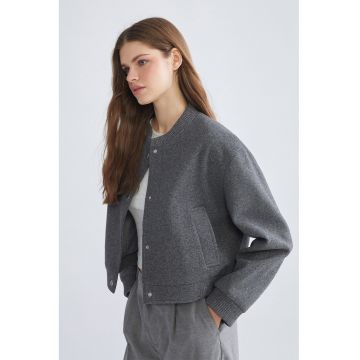 Jacheta crop cu capse