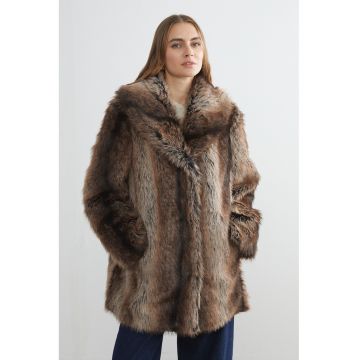 Palton din blana sintetica cu buzunare laterale - Maro inchis