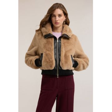 Geaca din blana sintetica cu fermoar