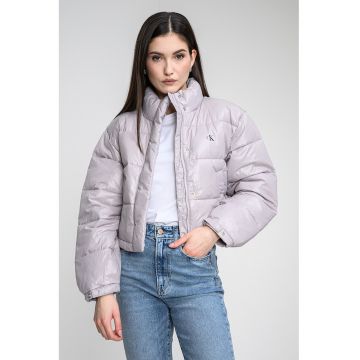 Geaca scurta cu guler mediu