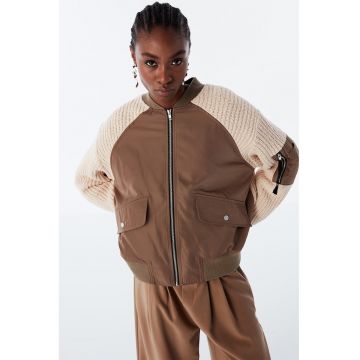 Jacheta bomber cu model 2 in 1