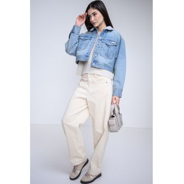 Jacheta crop lejera din denim