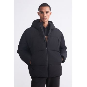 Geaca matlasata cu fermoar - Negru