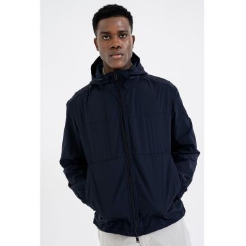 Jacheta regular fit rezistenta la apa cu gluga - Negru