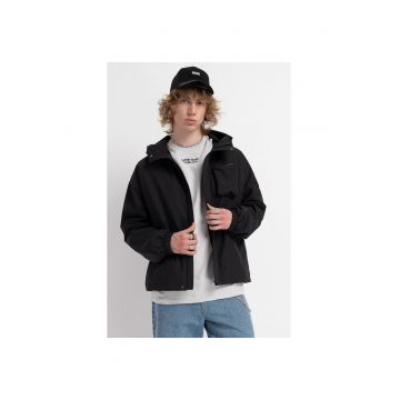 Geaca de tranzitie cu buzunar la piept -