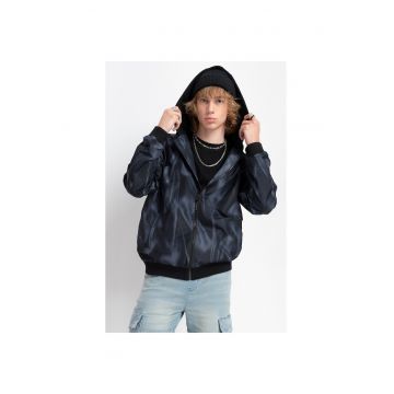 Geaca de tranzitie cu gluga -