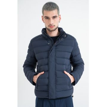 Geaca scurta cu umplutura de puf - Bleumarin