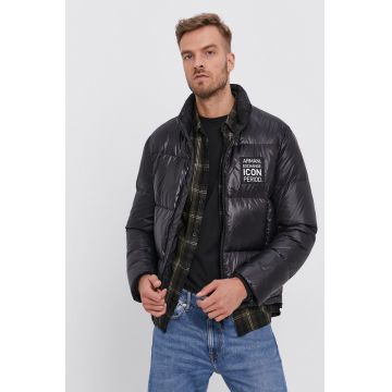 Armani Exchange Geacă de puf bărbați, culoarea negru, de iarnă