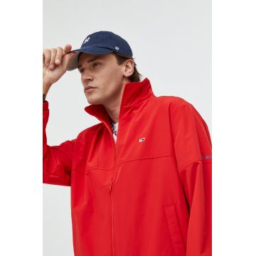 Tommy Jeans geaca barbati, culoarea rosu, de tranzitie