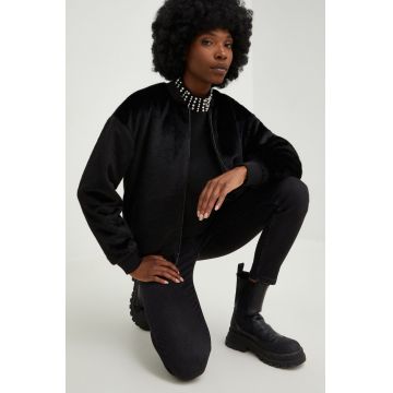 Answear Lab geaca bomber femei, culoarea negru, de tranzitie