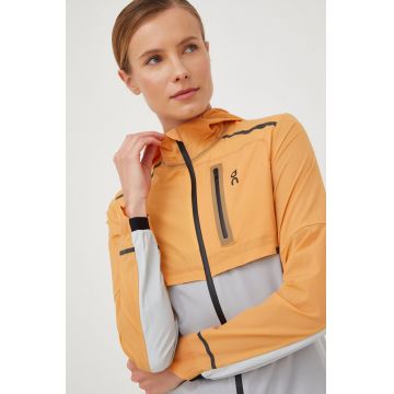 On-running jachetă de alergare Weather culoarea portocaliu