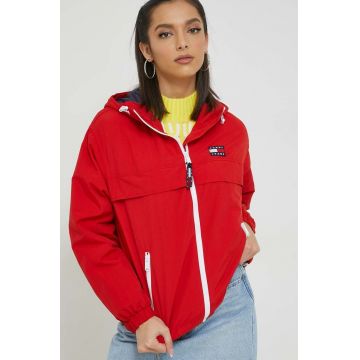 Tommy Jeans geaca femei, culoarea rosu, de tranzitie