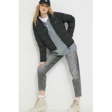 Tommy Jeans geaca de puf femei, culoarea negru, de tranzitie