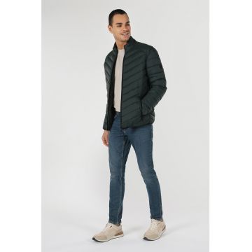 Geaca slim fit usoara matlasata