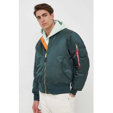 Alpha Industries geaca bomber cu doua fete barbati, culoarea verde, de iarna