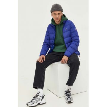 Tommy Jeans geaca de puf barbati, culoarea albastru marin, de iarna