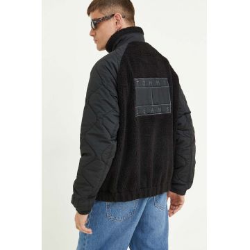 Tommy Jeans geaca barbati, culoarea negru, de tranzitie