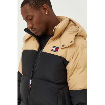 Tommy Jeans geaca de puf barbati, culoarea negru, de iarna