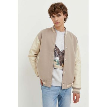 Abercrombie & Fitch geaca bomber barbati, culoarea bej, de tranzitie