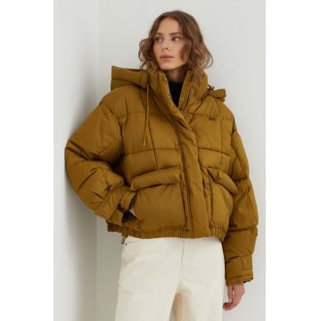 Levi's geaca femei, culoarea verde, de iarna