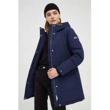 Tommy Jeans geaca de puf femei, culoarea albastru marin, de tranzitie