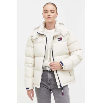 Tommy Jeans geaca de puf femei, culoarea bej, de iarna