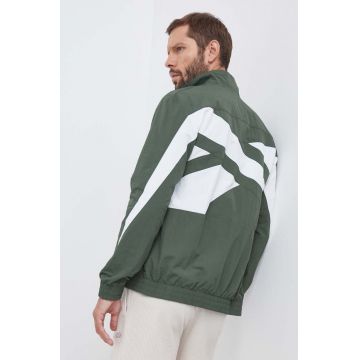 Reebok Classic geaca barbati, culoarea verde, de tranzitie