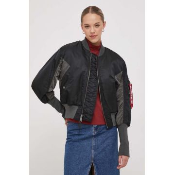 Alpha Industries geaca bomber MA-1 Cyber Wmn femei, culoarea negru, de tranzitie, oversize