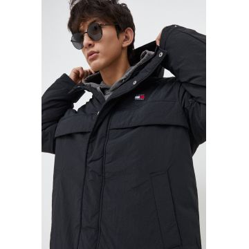 Tommy Jeans geacă bărbați, culoarea negru, de tranziție DM0DM18011