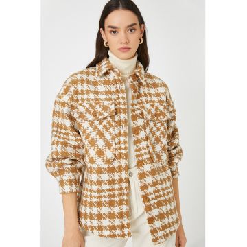 Jacheta cu model hundstooth supradimensionata