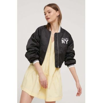 Tommy Jeans geaca bomber femei, culoarea negru, de iarna, oversize